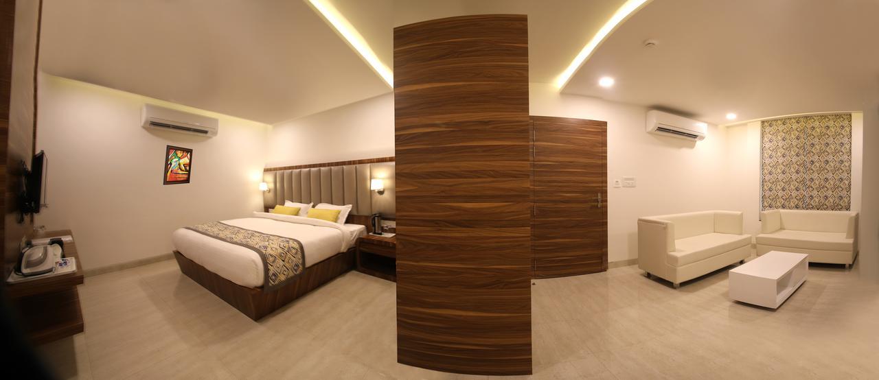 Hotel Narayanam Kota  Buitenkant foto