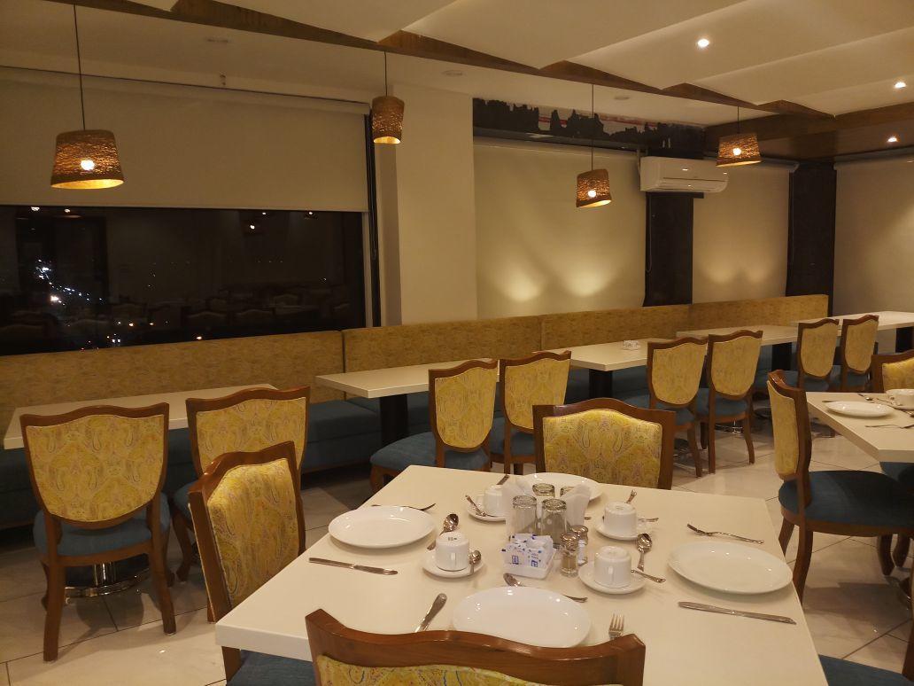 Hotel Narayanam Kota  Buitenkant foto