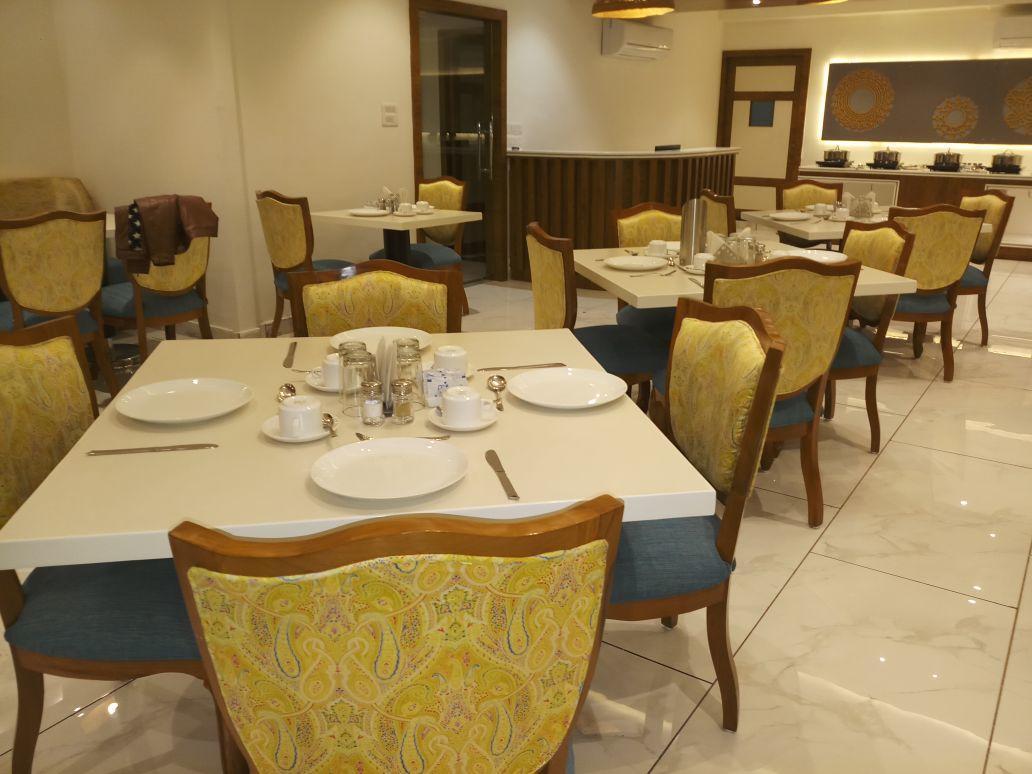 Hotel Narayanam Kota  Buitenkant foto